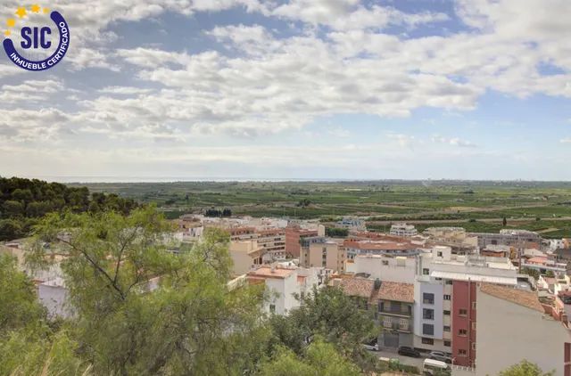 Espacio y comodidad en el centro de Almenara — 45