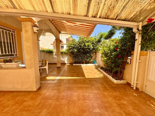 Encantadora vivienda de 3 habitaciones en Urb. La Dorada (Lo - foto 5