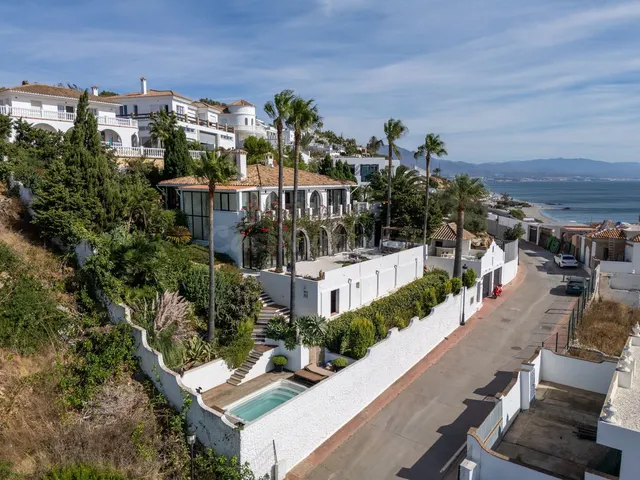 Chalet 3 habitaciones 346m² en venta - Costa del Sol — 3