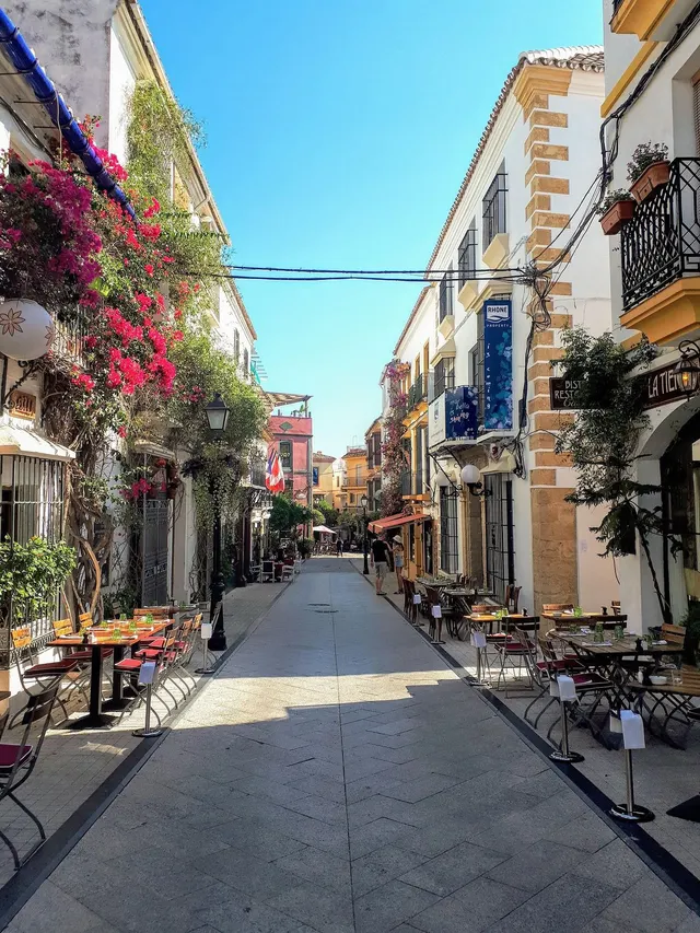 Solar con proyecto urbanístico en Marbella centro - foto 2