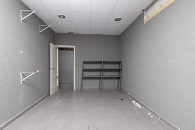 Local comercial 110m² en venta - Villarejo — 8