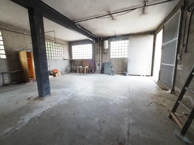 SE VENDE CASA CON ALMACÉN EN POBLA DE CLARAMUNT - foto 4