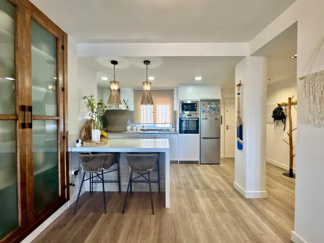 Venta de casa adosada con tres dormitorios en Benalmádena Costa, Málaga, Costa del Sol — 26