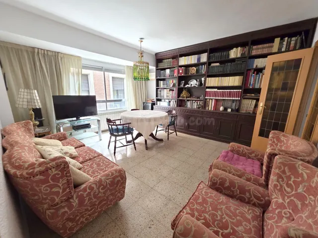 Se vende piso en pleno centro de Castellón, junto Plaza de L