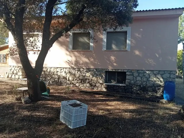 Chalet independiente de una sola planta con parcela llana de 955 m2 en una de las mejores zonas de la urbanización Nueva Sierra. — 6
