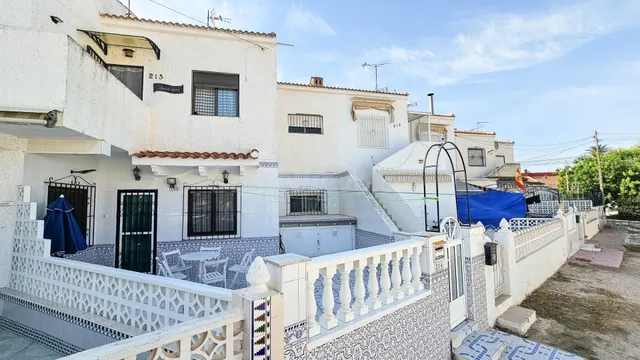Bungalow de 2 dormitorios con jardín privado