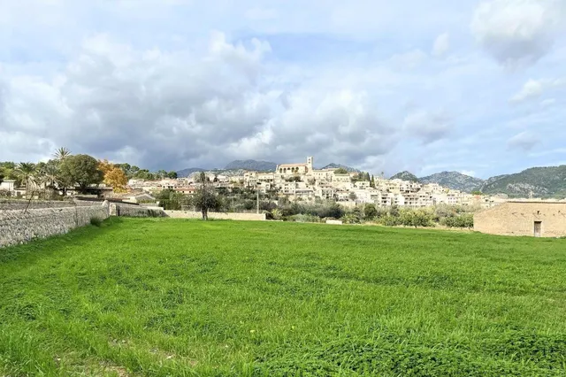 FINCA RÚSTICA CON VISTAS A LA TRAMUNTANA EN EL PUEBLO DE SEL - foto 2
