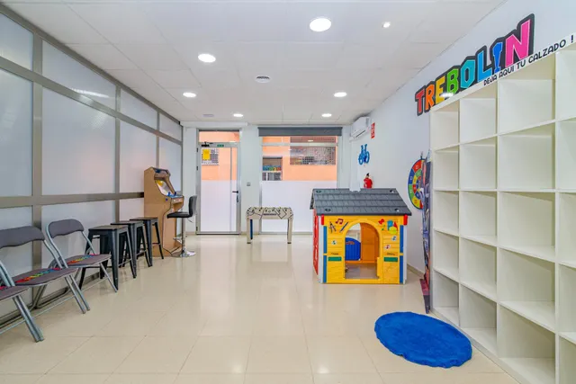 Local comercial en zona de máximo crecimiento – Santa Fe — 9