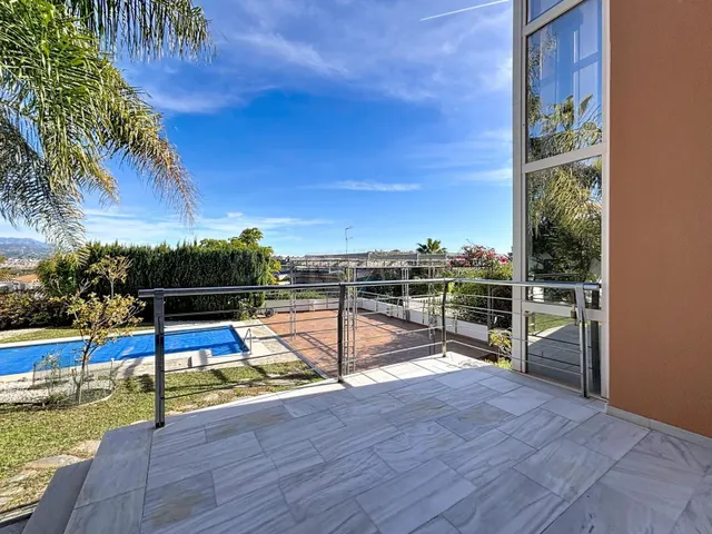 Exclusivo Chalet en Almayate Bajo a 5min de Torre del Mar, c - foto 5