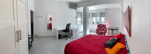 Se alquila habitación en Ronda de Levante — 7