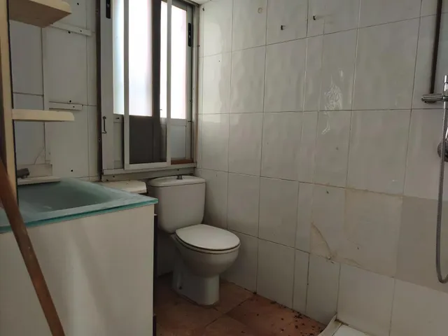 🏢 ¡Oportunidad Única de Venta en Valencia! — 24