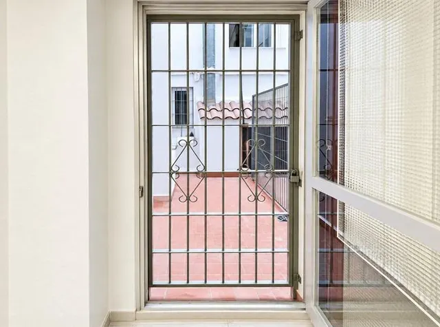 ENTREPLANTA PARA OFICINA EN EL CENTRO DE ORIHUELA — 9