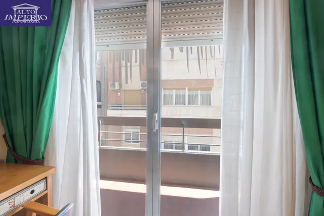 Amplia vivienda en pleno centro de Granada — 28