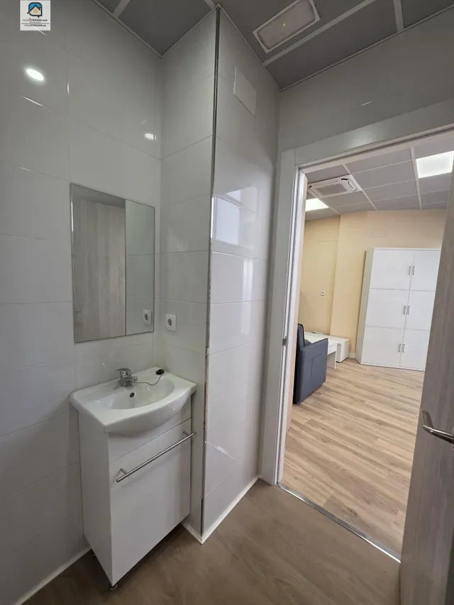 Local estudio nuevo planta calle — 18