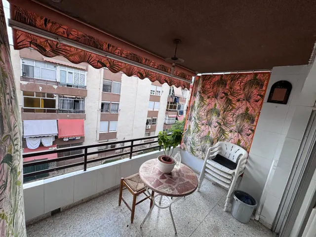 Vivienda reformada con amplia terraza en juan xxiii !!! — 19