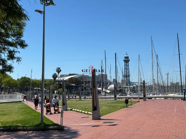 DÚPLEX RECIEN REFORMADO MUY CERCANO AL PASEO MARITIMO — 39