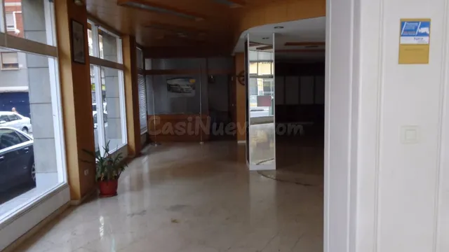 ALQUILER DE LOCAL COMERCIAL - foto 2
