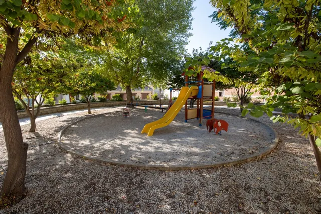 excelente terreno urbano en Alhama de Granada — 11