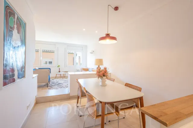 Apartamento reformado con parking y licencia turística en el - foto 2