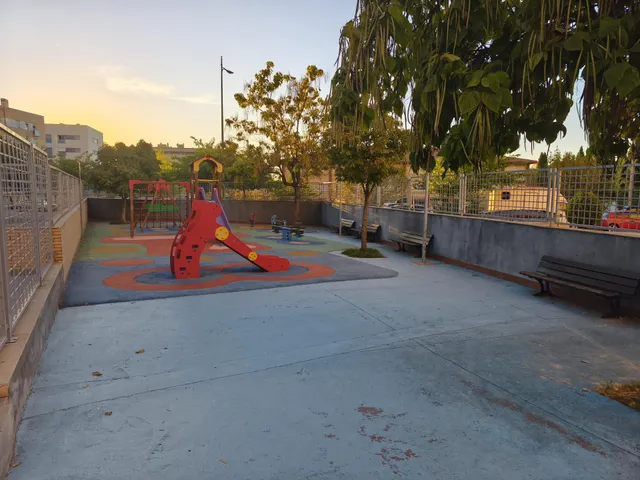 PISO DE 121 m2 CON DOS GRANDES TERRAZAS, PISCINA, GARAJE Y TRASTERO EN AVENIDA DE LA ILUSTRACIÓN — 38