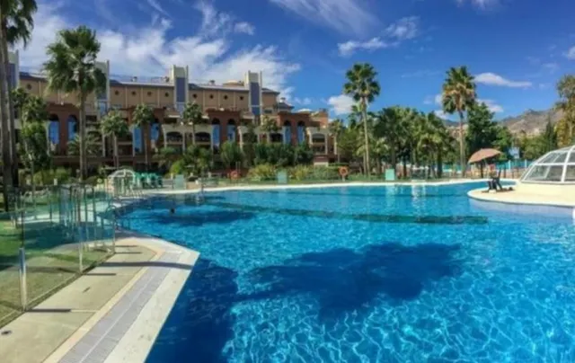 Precioso apartamento junto a la playa de Benalmádena. — 4