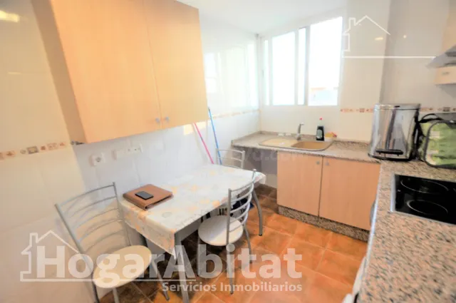 Excelente oportunidad en este amplio piso exterior con balcón, garaje y trastero — 5