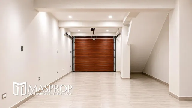 CASA EN VENTA – URB. LAS ARTES I– TACNA — 15