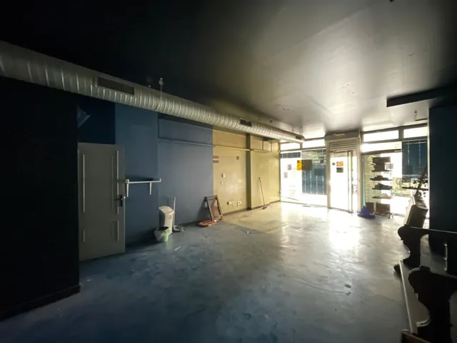 ALQUILER LOCAL COMERCIAL — 5