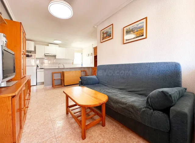 Bungalow de 2 dormitorios y 1 baño en los balcones (Torrevieja) — 11