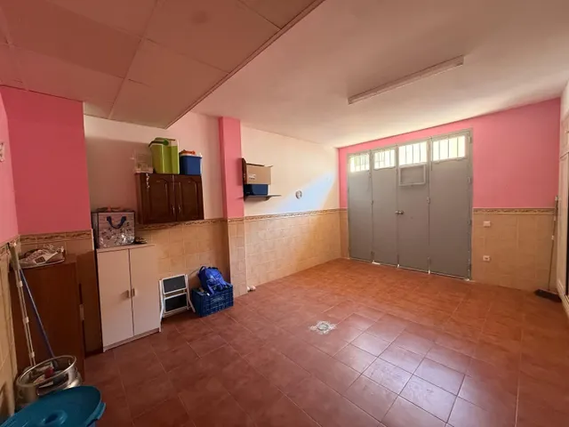 AMPLIA CASA DE DOS PLANTAS + BUHARDILLA Y AZOTEA EN SANTA CRUZ – A SOLO 15 MINUTOS DE CÓRDOBA — 44