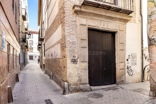 ✨ Oficina acondicionada como vivienda con encanto en pleno c