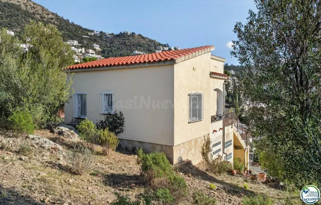 Se vende casa unifamiliar con vistas, en Roses, Mas Fumats - foto 4