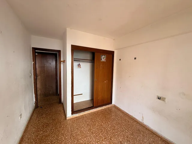 APARTAMENTO EN PUEBLO LEVANTE — 11