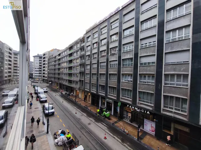 ¡5 habitaciones Y 2 BAÑOS EN PLENO CENTRO! 144 m2 EN CALLE GENERAL ÁLAVA — 12
