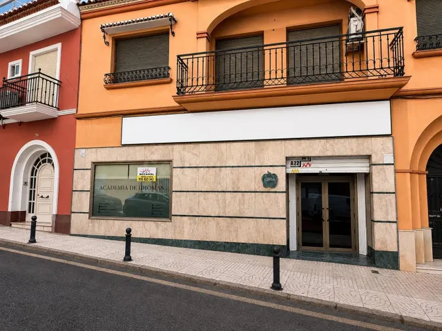 Alquiler local en pleno centro de Motril