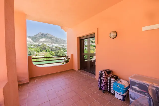 Chalet con Vistas al Mar  y la Montaña – Ubicación Privilegiada — 31