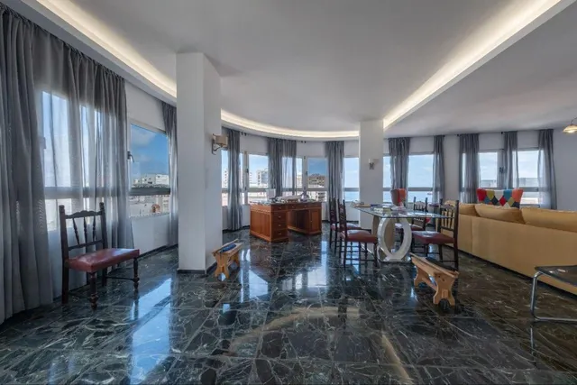 Espectacular piso de 163 m2 en pleno Triana con vistas al mar — 8