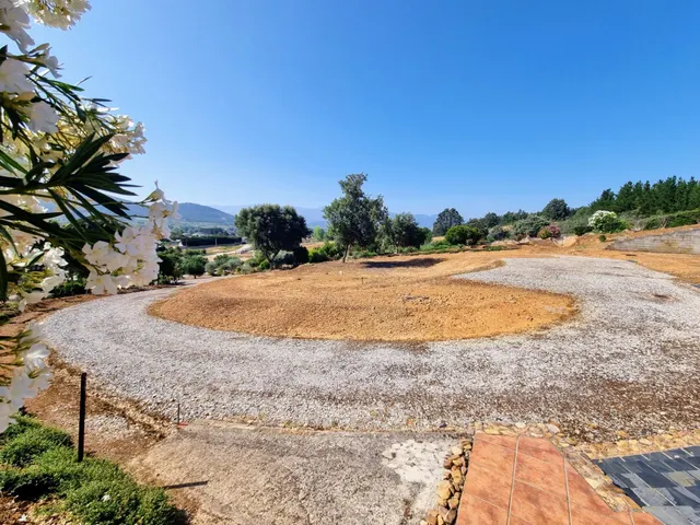 CASAS INDIVIDUALES  CON PARCELAS EN CIMBRIO (BARCENA DEL BIERZO) — 7