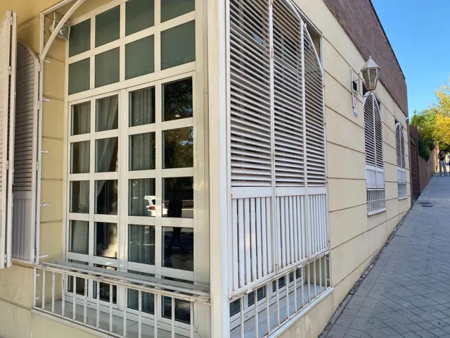 Clínica con licencia sanitaria en Avenida de Andalucía, RESIDENCIAL LAS ADORATRICES — 45
