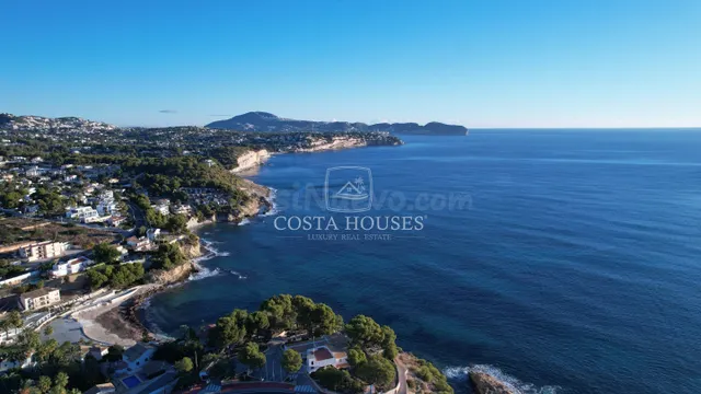 VILLA FUSTERA EN VENTA - LUJO CON VISTAS FRONTALES AL MAR EN - foto 3