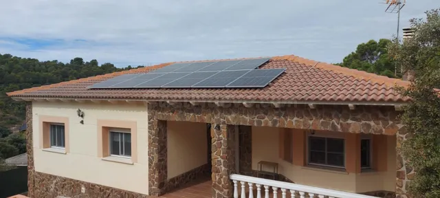 Chalet con placas solares en  zona las gaviotas — 2