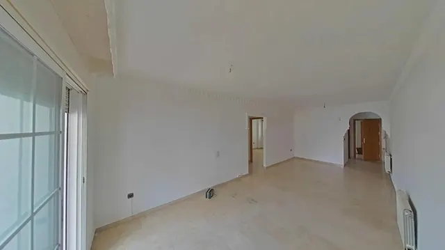 Amplio y Moderno Piso en el Corazón de Armilla — 15
