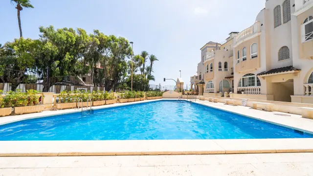 Apartamento 2 habitaciones 72m² en venta - Centro — 32