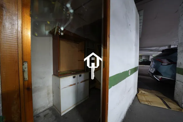 PISO DE 103 M2 CON GARAJE, TRASTERO Y BALCÓN EN PLENO CENTRO DE ALICANTE: 3ª PLANTA CON ASCENSOR — 44