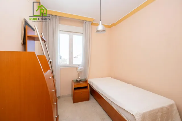 En venta casa unifamiliar en recinto cerrado en Granada capital — 29