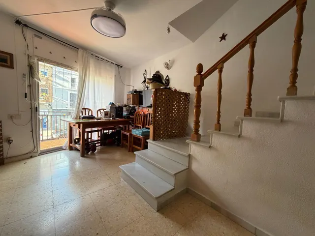 Exclusiu Dúplex al Centre de Vallirana amb Solàrium, Balcó i Celler Subterrani. — 10
