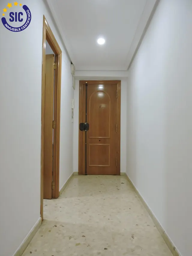 Piso en venta en Benicalap de 3 habitaciones, con terraza y balcón — 14