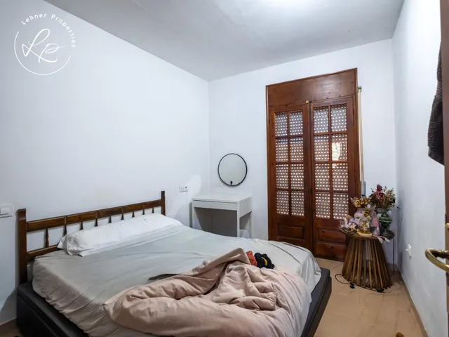 Oportunidad Única de Inversión en Garriguella : Edificio Residencial con Local/Garaje y Rentabilidad Inmediata — 20