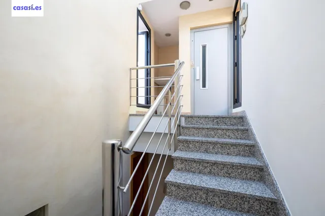 Casa exclusiva junto a Acera del Darro. Pleno centro de Granada. Seminueva y con ascensor propio — 31