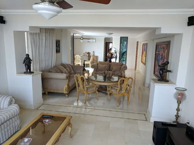 Venta de Apartamento en Barrio Castillogrande - foto 5